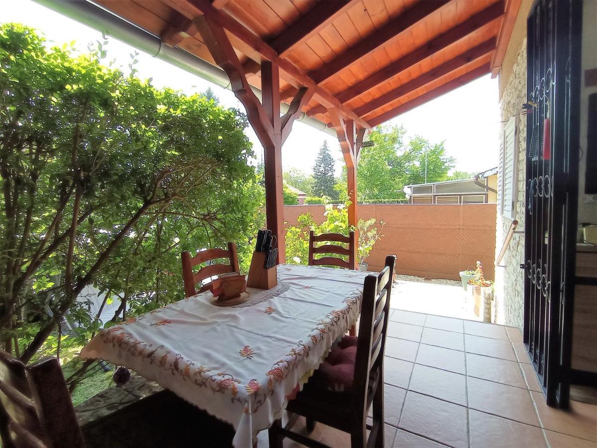 Hébergement de vacances Nosztalgia
